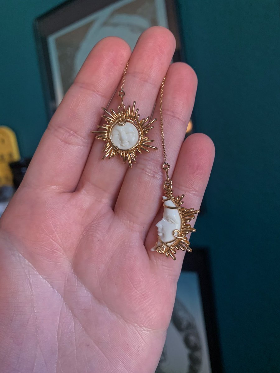 Ooof; 
Rent is due, so I made more Golden Threader Preorders!

If you share my work, I will blow you the fattest kisses❤️