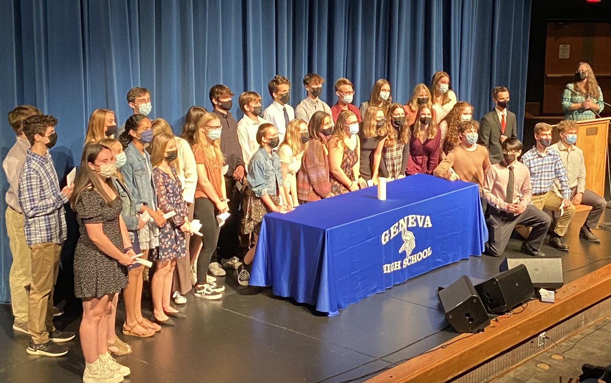 senora_egan's tweet photo. 3 languages, 4 ceremonies, 2 hours, lots of happiness. 💙 Congratulations to all our World Languages National Honors Societies inductees. The world is your oyster! @GHS_Principal85 @GHS_Geneva @Geneva304 @Madame_Dotcom @rene_swidenbank @sra_hams https://t.co/ek1w7qw3vg