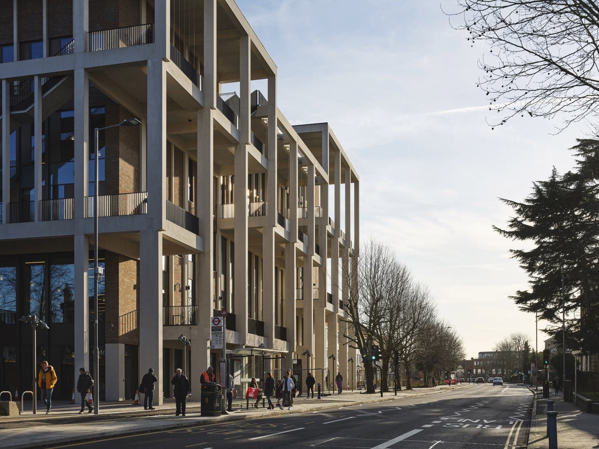 RIBA Stirling Prize 2021: Student ‘Town House’ named UK’s best new building dlvr.it/S9bcJh