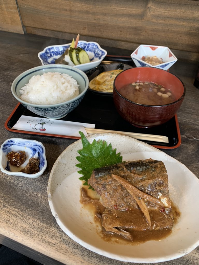 Hash Royal ぬか床 千束 福岡県福岡市中央区 ずっと行きたかった ぬか の専門店 ぬか みそ煮定食の魚をチョイス この日は鯖ぬか煮 自分でぬか漬けやってるからこそ分かる 本職のぬか漬けの凄み 味の輪郭は丸いのに ちゃんと白飯が進む旨みは高密度