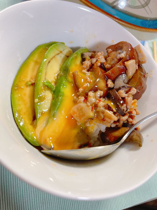 とんでもないねこまんまですが、美味いですと 