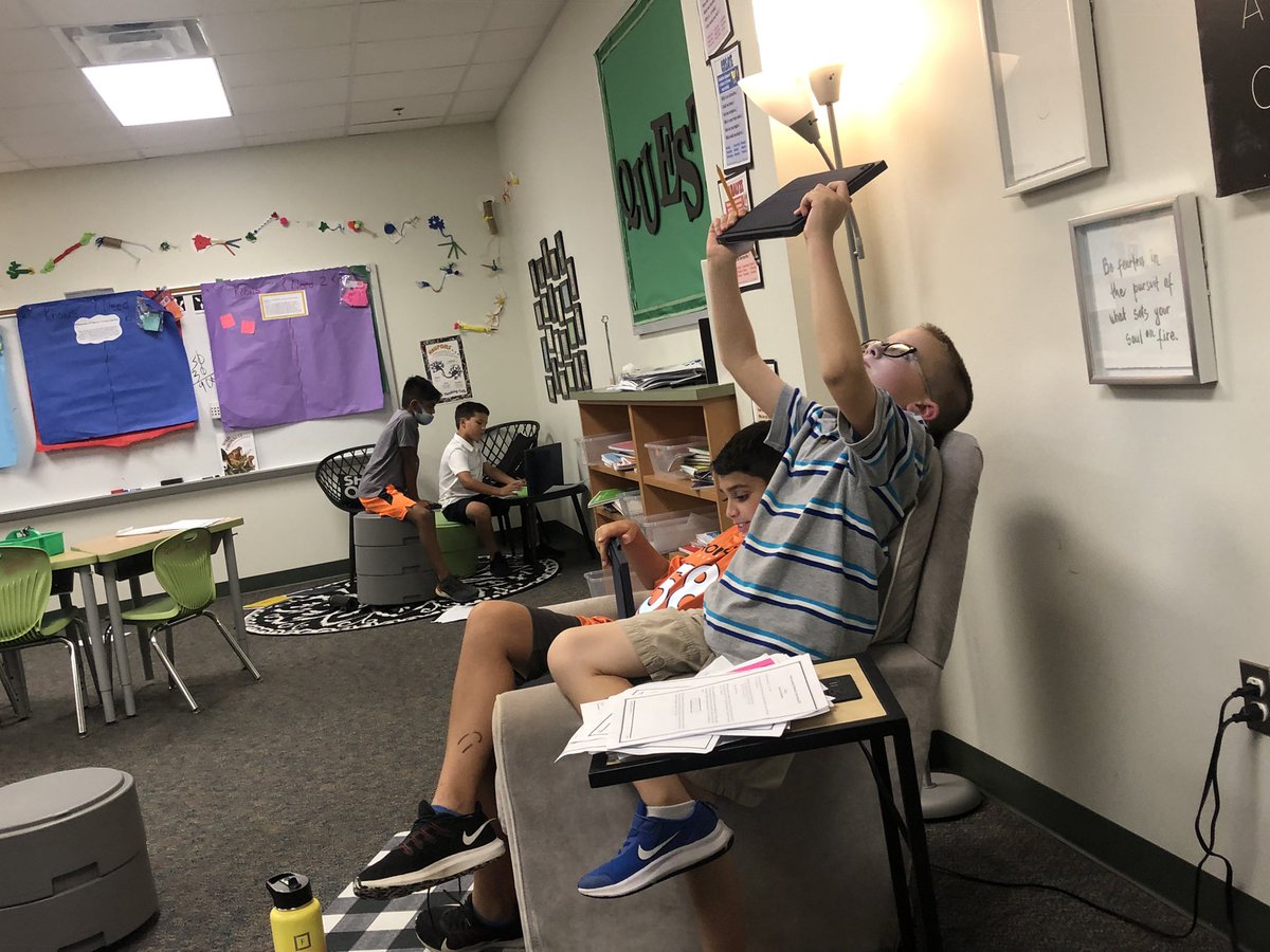 timmyGTI's tweet photo. #flexiblelearningenvironment #collaboration #communication @WGESdragons @Carrollisd #BetterTogether #DragonsCARE https://t.co/oONNGpBG32
