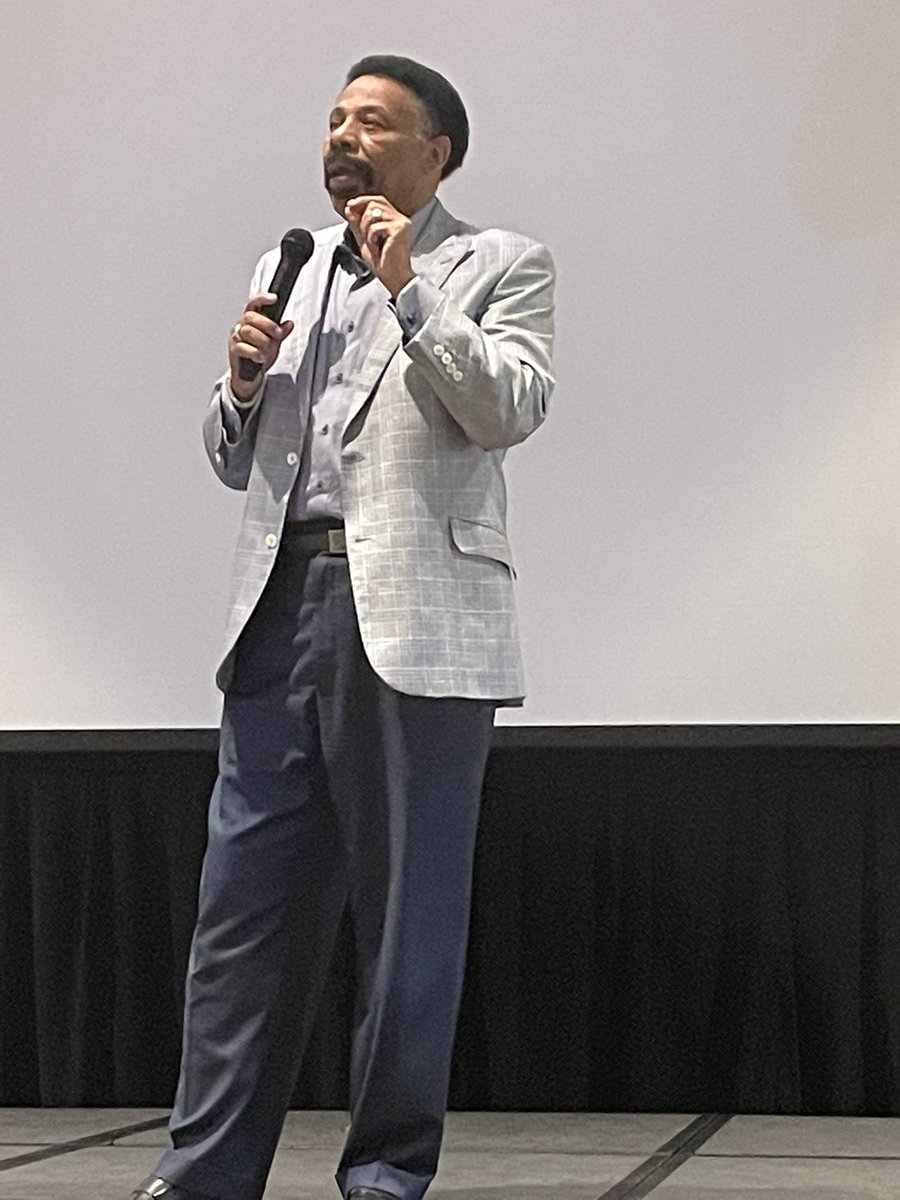 mwillich's tweet image. Fantastic Unite KC gathering with Dr. Tony Evan’s and Dayton Moore. Thank you Ray Jarrett for your leadership and direction. My favorite Tony Evan’s quote today - “God is not colorblind, but neither is He blinded by color.”