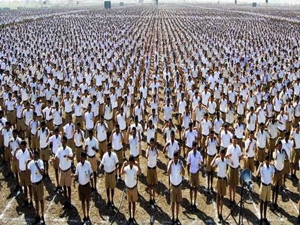 drnarottammisra's tweet photo. दुनिया के सबसे बड़े सामाजिक,सांस्कृतिक संगठन "राष्ट्रीय स्वयंसेवक संघ" के स्थापना दिवस पर सभी स्वयंसेवकों को बधाई और शुभकामनाएं।

निस्वार्थ भावना से हमेशा राष्ट्र व समाज सेवा में तत्पर रहने वाले सभी स्वयंसेवक #RSS की पूंजी है। RSS हर नागरिक को राष्ट्रभक्ति के लिए प्रेरित करता है। https://t.co/CToApE0JKy