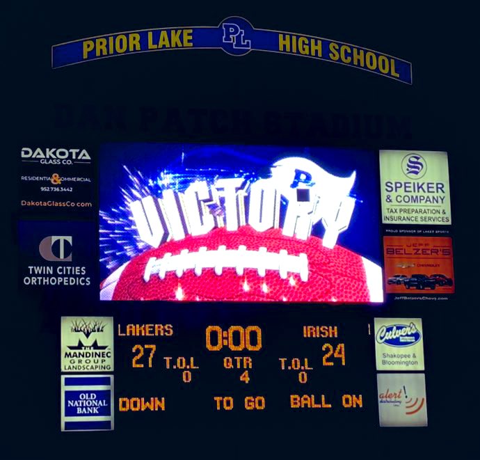 PLHSLakers's tweet photo. What an awesome night!! #BeginningToEnd @PLLakers @plhsfootball @PriorLakeHSBand @TheLakeNation_ https://t.co/ujDaaQ68Q7