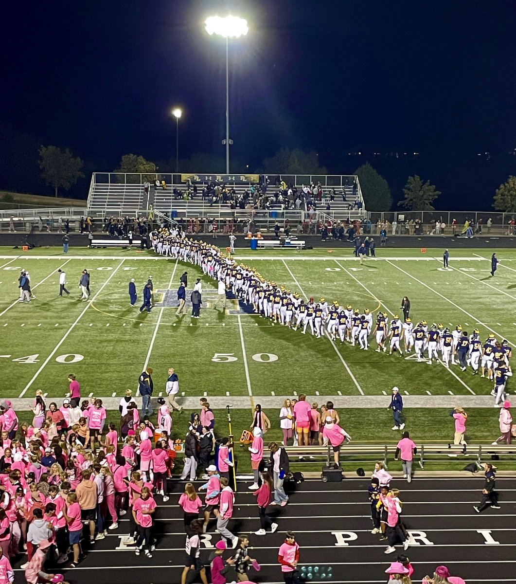 PLHSLakers's tweet photo. What an awesome night!! #BeginningToEnd @PLLakers @plhsfootball @PriorLakeHSBand @TheLakeNation_ https://t.co/ujDaaQ68Q7