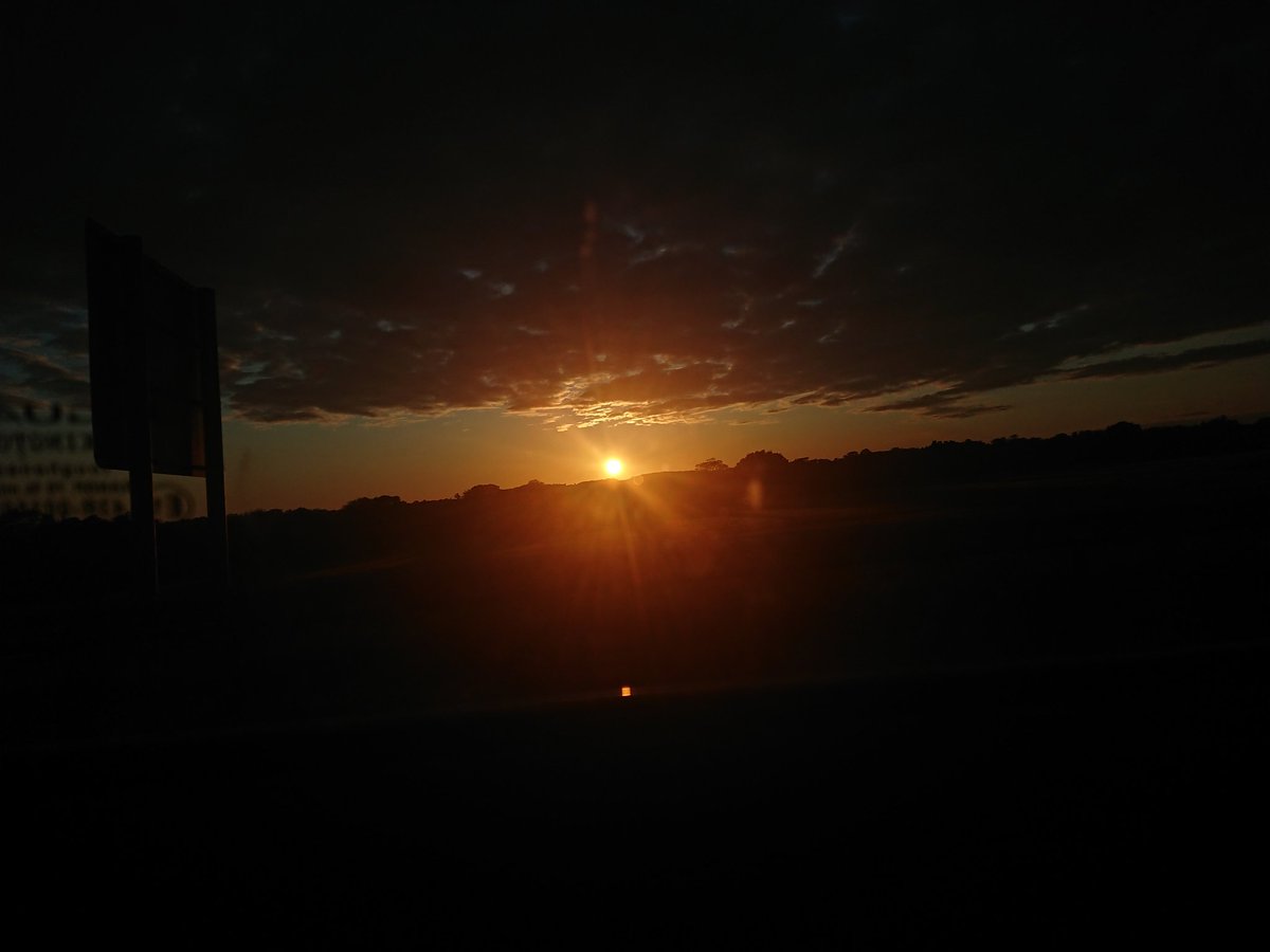 Ii_o_t_a's tweet image. A little memory from the spring this year, 26 May 2021, lovely sunset.
