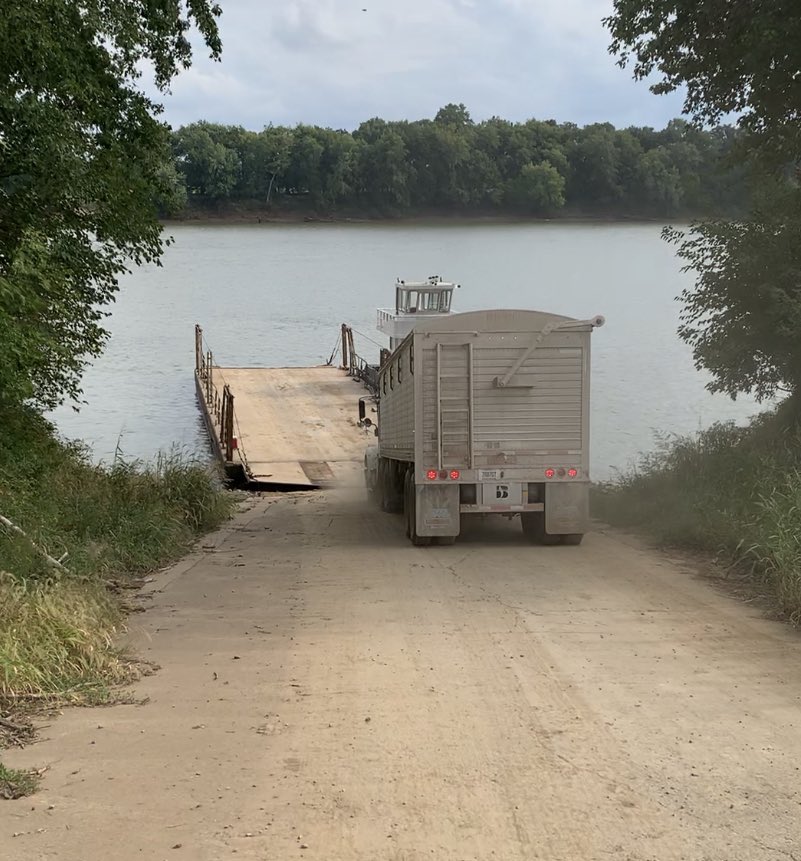 Ever wonder if those islands in rivers are farmed?  Many are. Spent afternoon with Gough Farms as they were harvesting on Wabash island near Uniontown,KY. This is how equipment gets transported to and from island youtu.be/xqYRD6aPnZ0