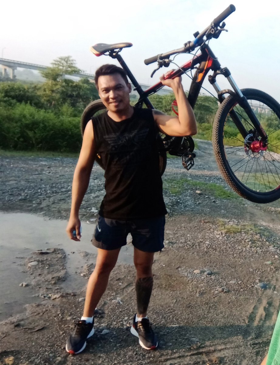 Kuys tara buke na tayo pampaliit daw tiyan ahehe