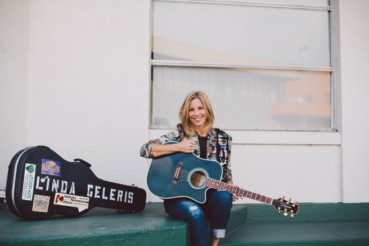 sixstringblond's tweet image. It's going to be AWESOME to see YOU at my gig tomorrow night in Glendora at The Red Lounge, 222 N. Glendora Ave. 6:30-9:30pm.