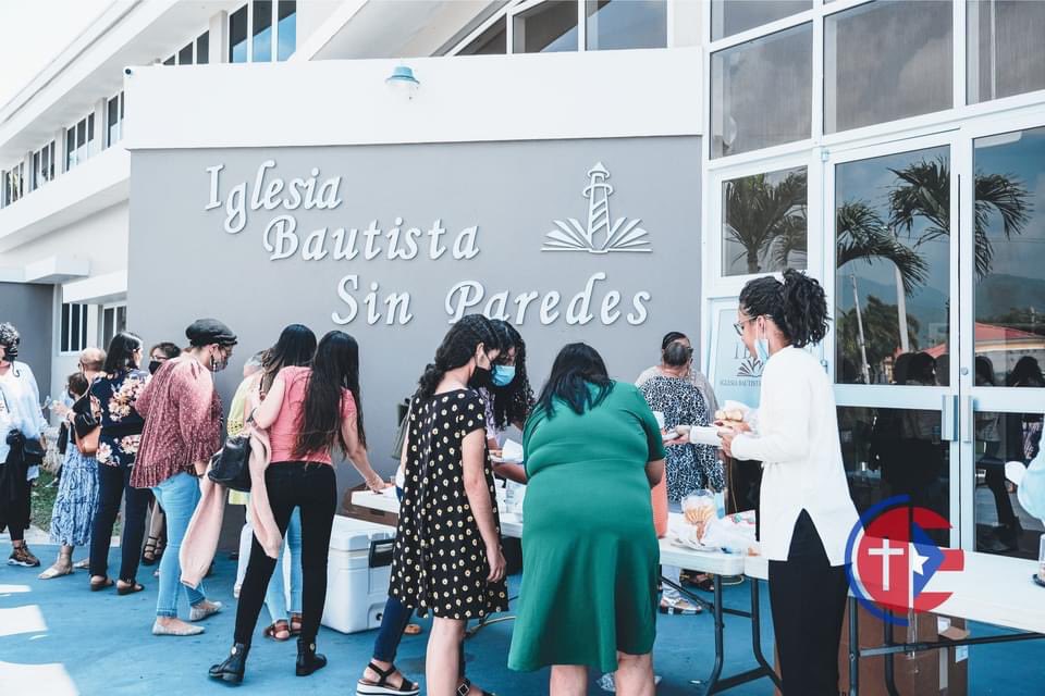 SinparedesPR's tweet photo. #mujeres
#conferencia
Sobre 400 mujeres participaron el sábado pasado de la Conferencia “MUJERES CENTRADAS EN EL EVANGELIO” en la Iglesia Bautista Sin Paredes de Guayama.
#CIBSPR
#SENDPR
#SomosBautistasdelSur https://t.co/oyLgldNVdv
