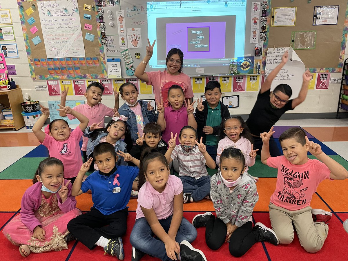 Ms_Alvarado_'s tweet photo. Dime y lo olvido                                                 Enséñame y lo recuerdo                                    Involúcrame y aprendo 📚🎓✏️📖 #bilingualbrians @gretamariadame @JoseMedinaJr89 @SouthernHillsWF @Esteves_SH @shmscarrillo @WFISDschools https://t.co/rM1fIziFRE