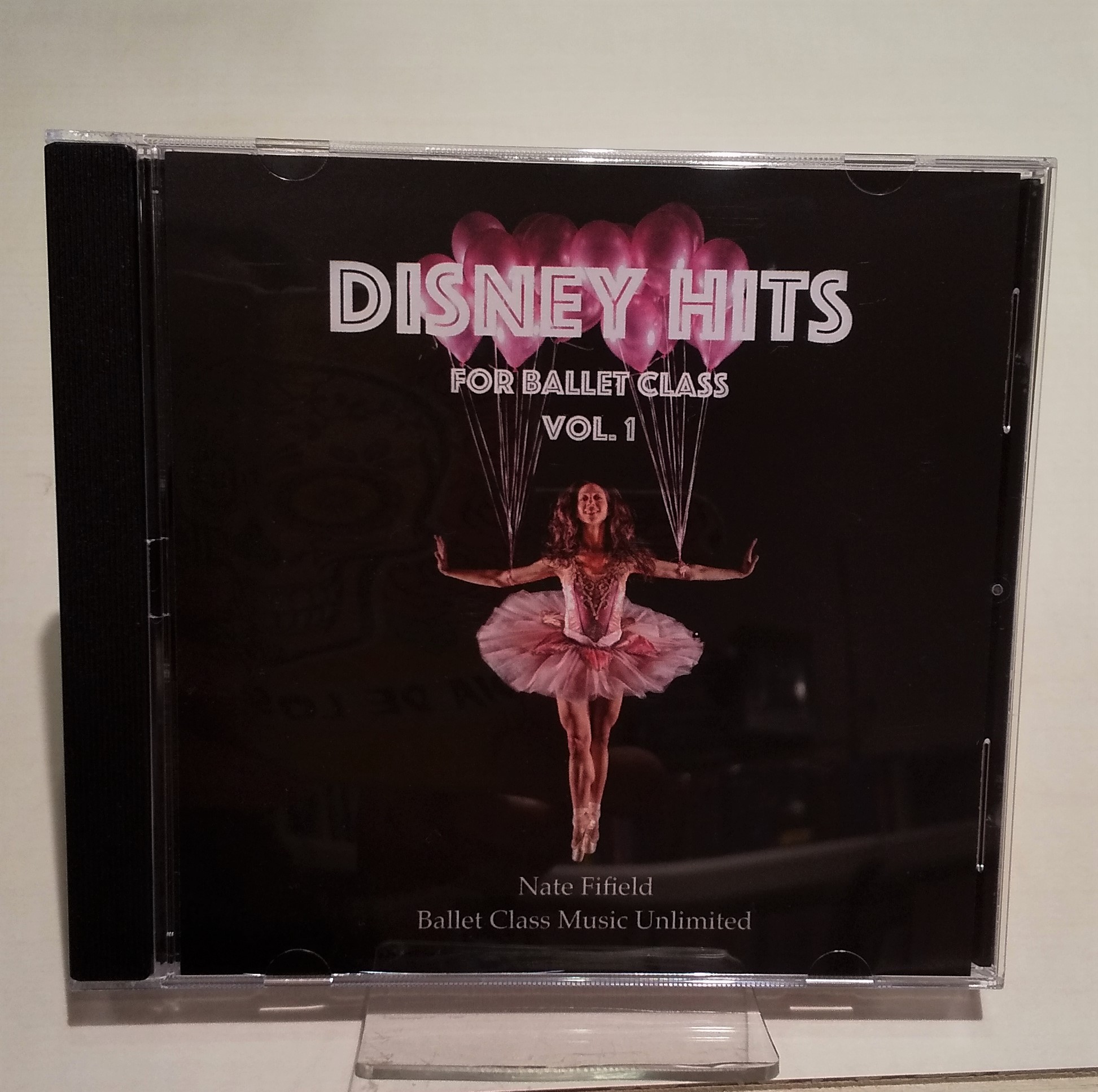 チャコット 代官山本店 人気のバレエレッスンcd ディズニー ヒッツ が再入荷しました アラジンや美女と野獣など聞き覚えのある曲で楽しく思い切り踊れそう この機会にぜひ T Co Srk2elv6as Twitter
