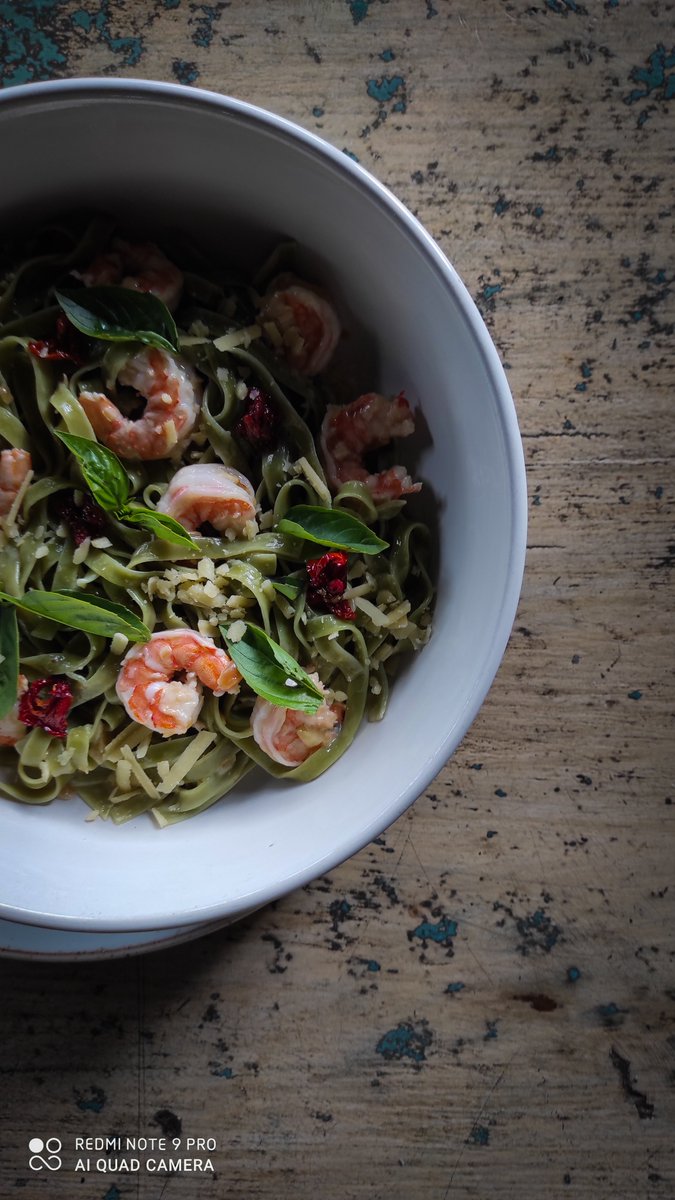 Para chuparse el plato...
Fuera la vergüenza, bienvenido el babero.