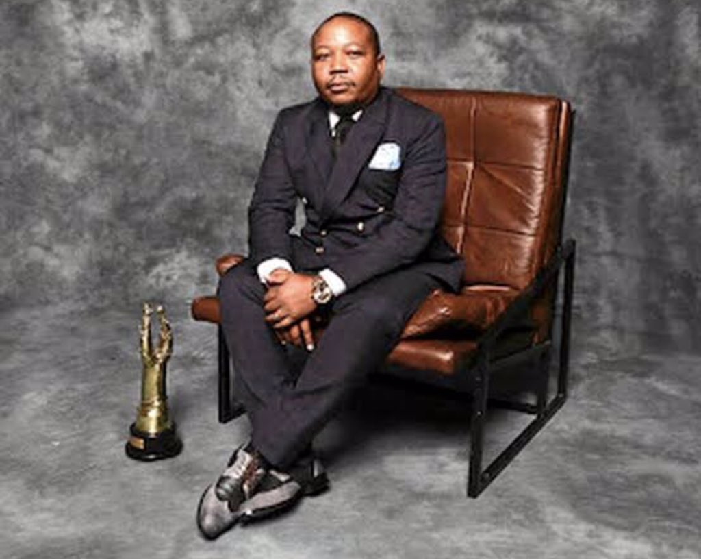 015KeGae's tweet photo. Today we appreciate Cobrisa 💐 A real legend 🙌 Presley Chweneyagae ♥️✊🏽 https://t.co/rfMxX2AorA
