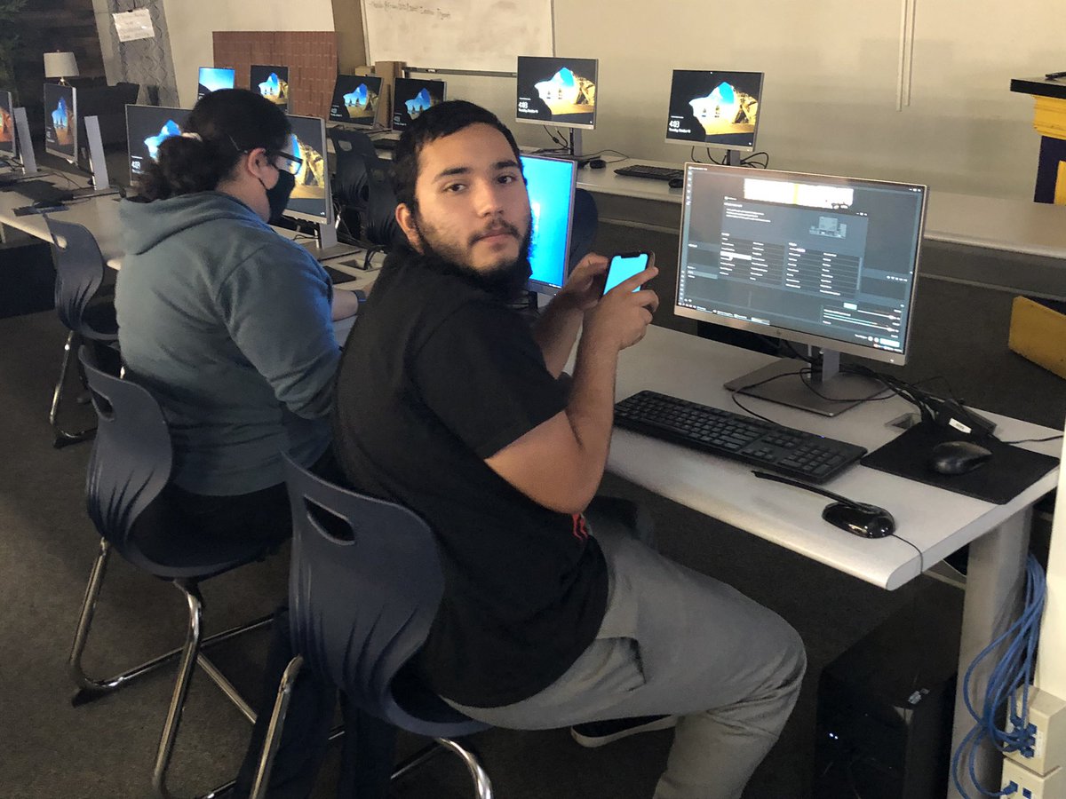 Armijo Multimedia Academy tweet media