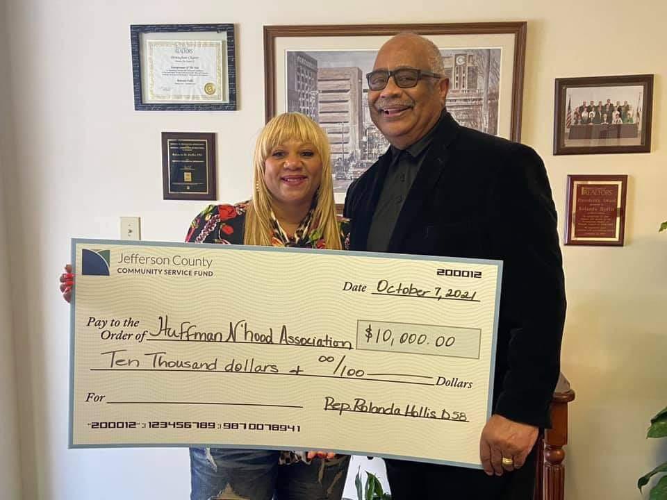 Huffman_NA's tweet photo. The Huffman Neighborhood is thankful to State Representative Rolanda Hollis for an award to the Neighborhood Association of $10000 for our landscape project on Springville Road. We are grateful that Ms. Hollis heard our need and worked to meet our request. Ted Debro
HNA President https://t.co/xMKo743bpk