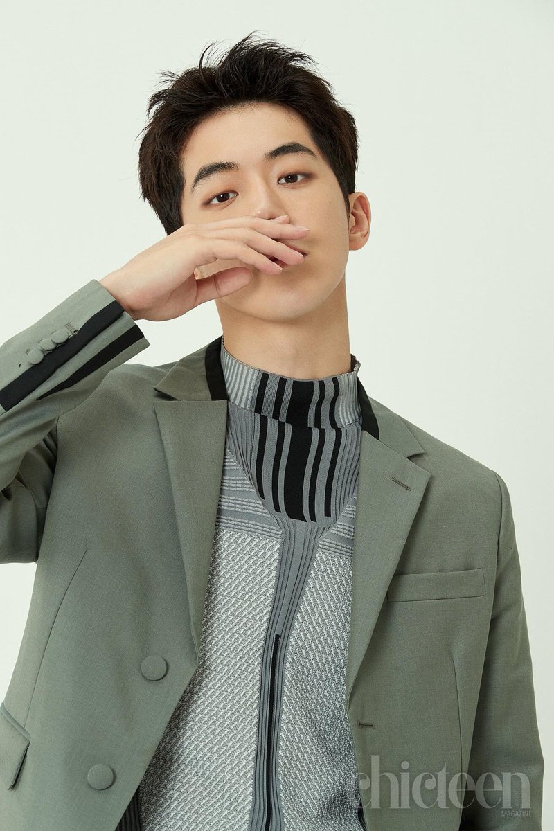 joohyukfiles's tweet photo. #NAMJOOHYUK for Chicteen 2018 https://t.co/M8csD04EmJ