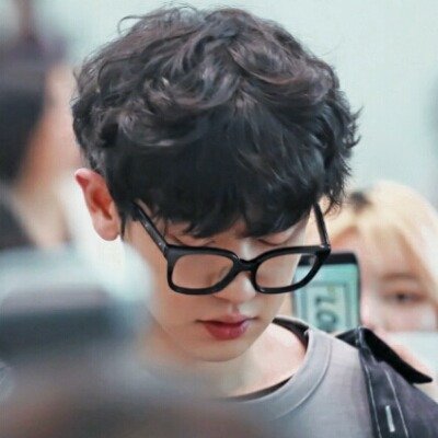 Ioeythinker's tweet image. #찬열 curly hair