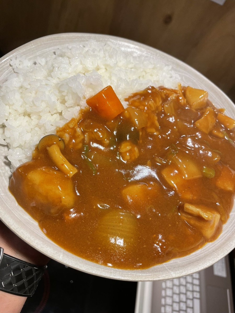 buuuta20's tweet photo. カレーでも載せとく🍛🍛🍛

#アプコレ
#ミクチャ
#RTお願いします https://t.co/UG6xKxRza8