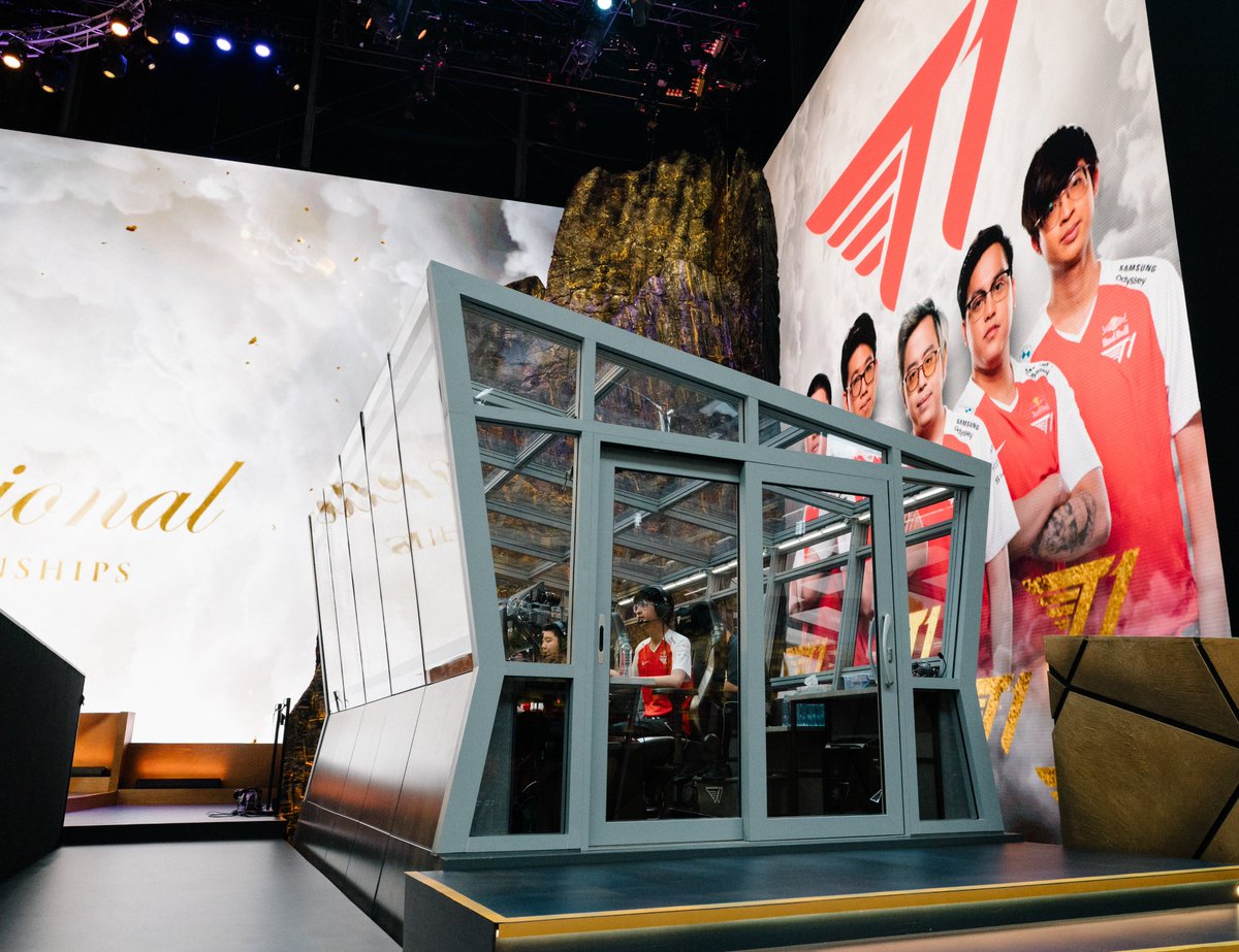 How far have <a href="/T1/">T1 VALORANT</a> come?

Chalice shared that when he was at Ehome, they had a system for scrims- if they win, they are rewarded by 500, if lose, they have to pay 1000. 

It applies to all tier 1-2 teams. But not T1, cause T1 were too weak back then.

And now they're here. 

#TI10