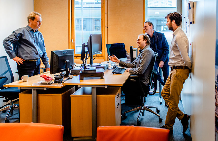 Je denkt misschien de zoveelste #vacature voor .NET developer tegen te komen. En tuurlijk: ook in dit geval werk je in C#. En met de laatste technieken in #VR, #AR, #BIM, #sensoring etc. Toch kun je bij ons iets halen, dat je nergens anders kunt krijgen. 
bit.ly/3aKqss4