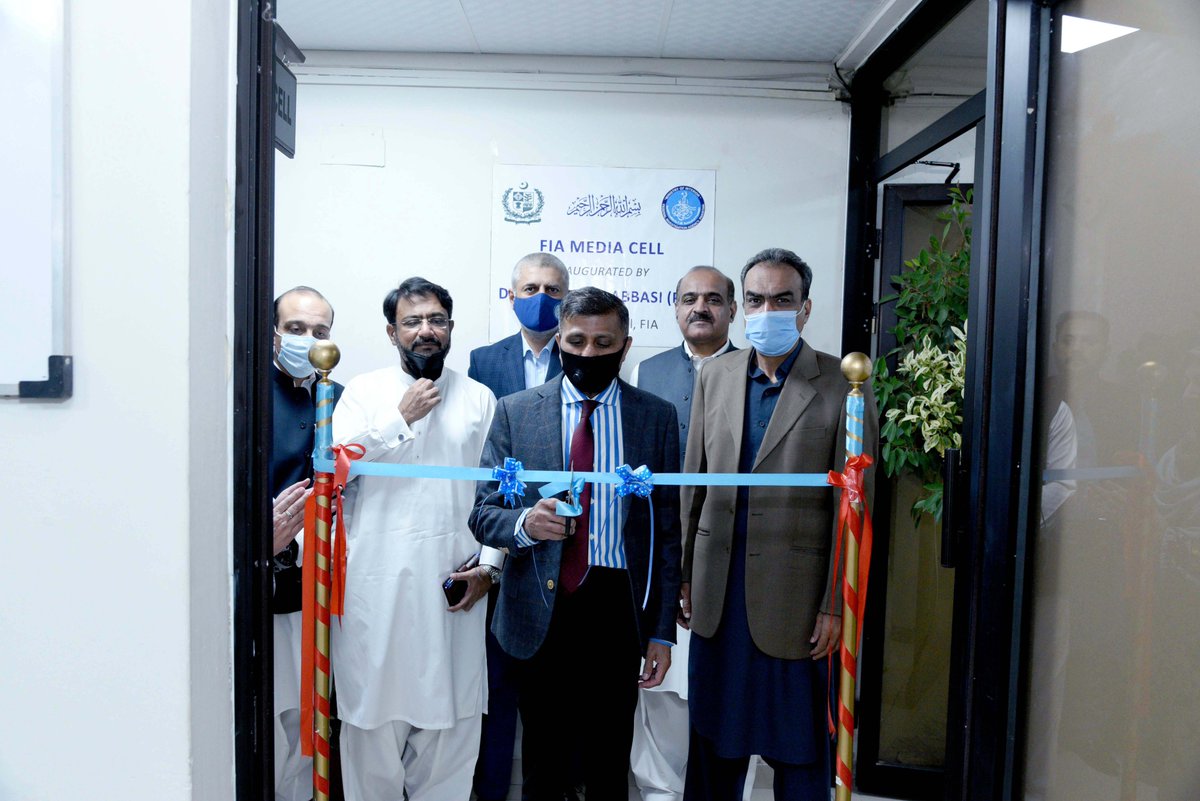 FIA_Agency's tweet photo. Director General FIA Dr. Sana Ullah Abbasi Inaugurated Media Cell at FIA Headquarters. ADG CCW DR Ehsan Sadiq, ADG Immigration Ashraf Zubair, COS Alam Shanwari, Dir Islamabad Zone Waqar Chohan &amp; Dir Admin Shakeel Durrani also participated in Media Cell's Inauguration.
#FIA_Agency https://t.co/AR6KsaDxpQ