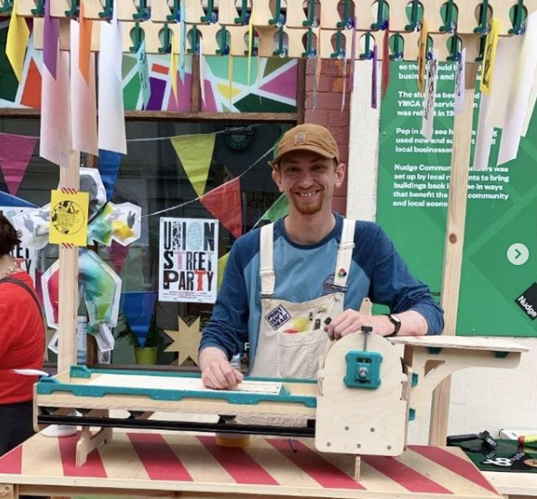 PlymCreative's tweet photo. @HolmesyLogic has brought his printing press along today, and will be working with the cohorts to make some magic! 🤩🤩 https://t.co/jzMOV40r97