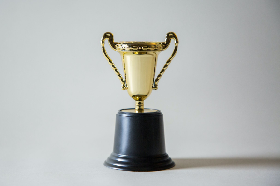 network_alba's tweet image. #ALBAWeek - How to improve diversity?
In the resource article “Gender and diversity gap in prizes &amp;amp; awards”, ALBA gathered resources &amp;amp; potential solutions to increase diversity in the nomination and selection processes.
loom.ly/IMpRYRc 
 #GlobalDiversityAwarenessMonth