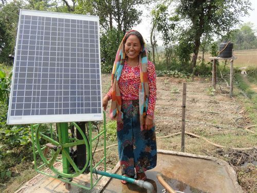 energypedia's tweet photo. โจ Today is the International Day of Rural Women! On this occasion, learn about the role of gender in the #energy and #agriculture nexus!๐https://t.co/xkn2M4dY6t
#ruralwomensday #women #role #energyaccess #energypedia https://t.co/TLZQ7xbVwf