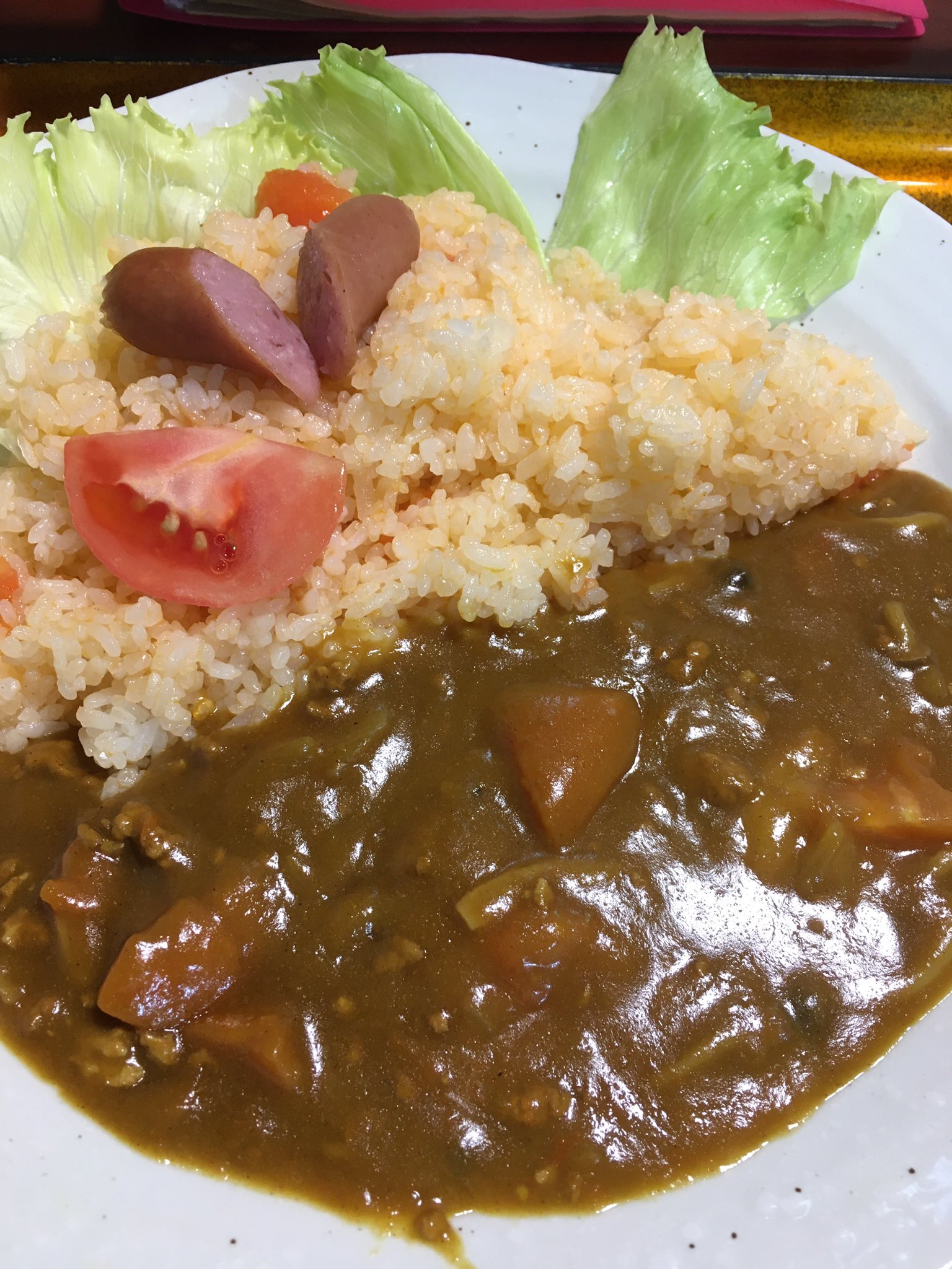 公式 北本トマトカレー 北本トマトカレースタンプラリー21 12店目 本日は 北本トマトカレーメニュー提供第1号店のあさひ庵へ バター香るトマトライス トマトのフレッシュな酸味が味わえるカレールーがポイント これにて スタンプラリー