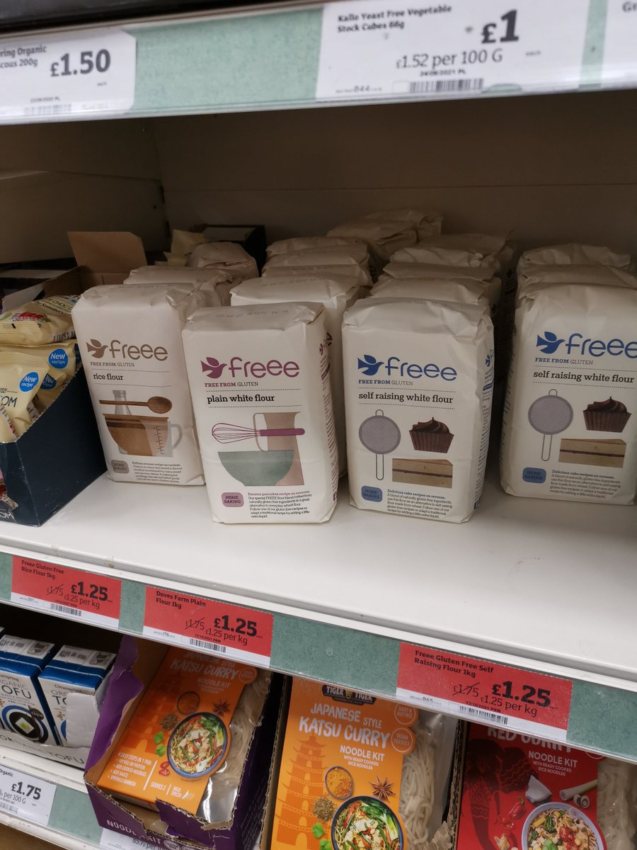 AliWalshGF's tweet photo. 3 types of gluten-free flour down to £1.25 in @sainsburys 🍰🍞🥐🥨🥖

#GlutenFree #HappyCoeliac https://t.co/cnrbzjy1MZ