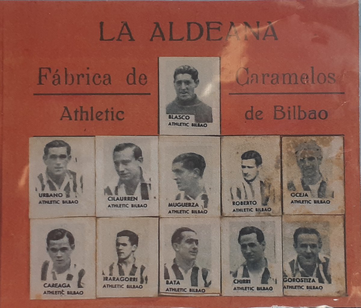 AthleticCromos's tweet photo. Pequeños cromos de la temporada 1934-35 de caramelos La Aldeana, de Bilbao. El álbum era un desplegable pequeño, donde se pegaban los cromos. https://t.co/Lq1HO7BKXM