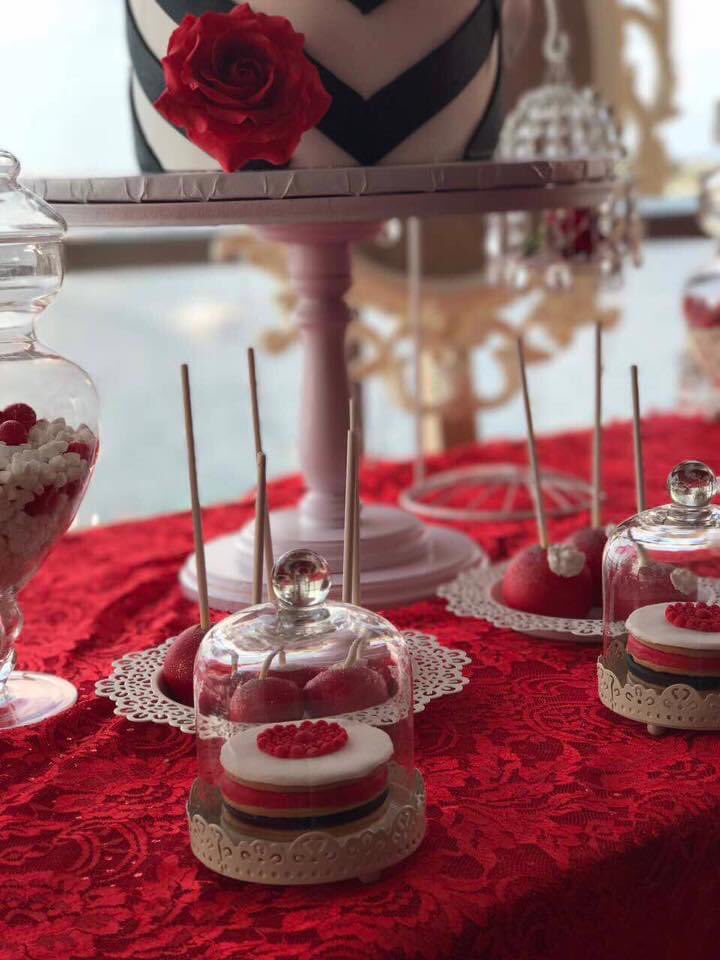 Red themed Dessert table at Saltcafe 

#maldives  #cakelovers #maldivesbaking #cakesofmaldives