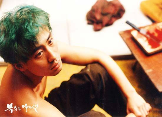 месть фильм 2002. сочувствие господину месть 2002. Boksuneun naui geot.