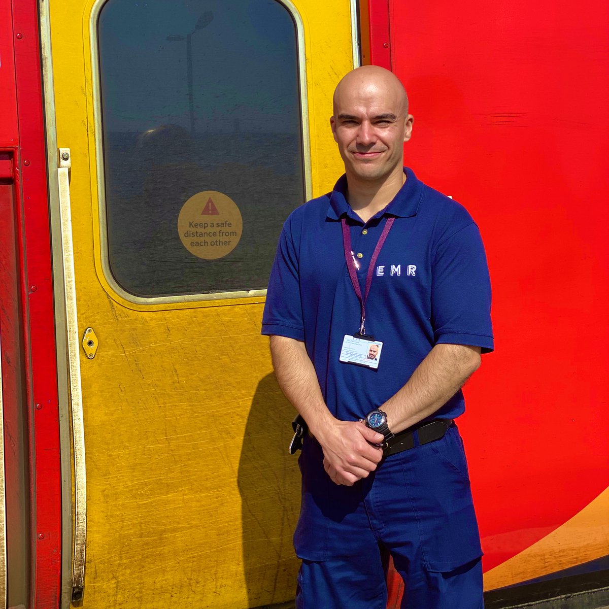 ChrisMRail's tweet image. A massive congratulations to yet more of our newly Qualified Drivers I’ve had the honour of doing the ‘golden handshake’ with recently. 

Congratulations to Sophie, Darren, Scott, Oli and everyone else I’ve forgotten to take a photo of! @weareEMR 🚂