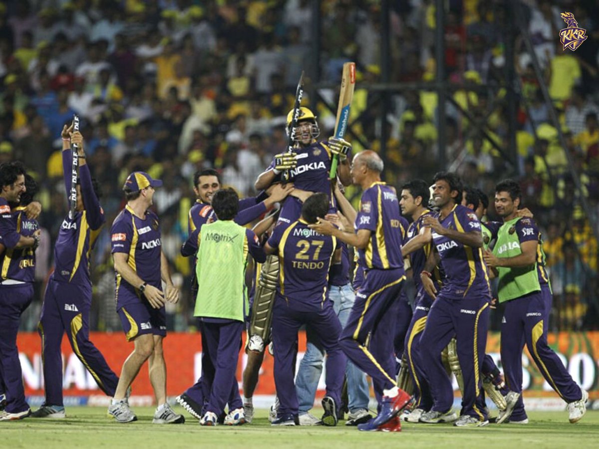 KKRiders's tweet photo. To the time when we played CSK in an #IPL Final 😍

#KKR #CSKvKKR #AmiKKR #KorboLorboJeetbo #আমিKKR #IPL2021 https://t.co/8DskRyLaia