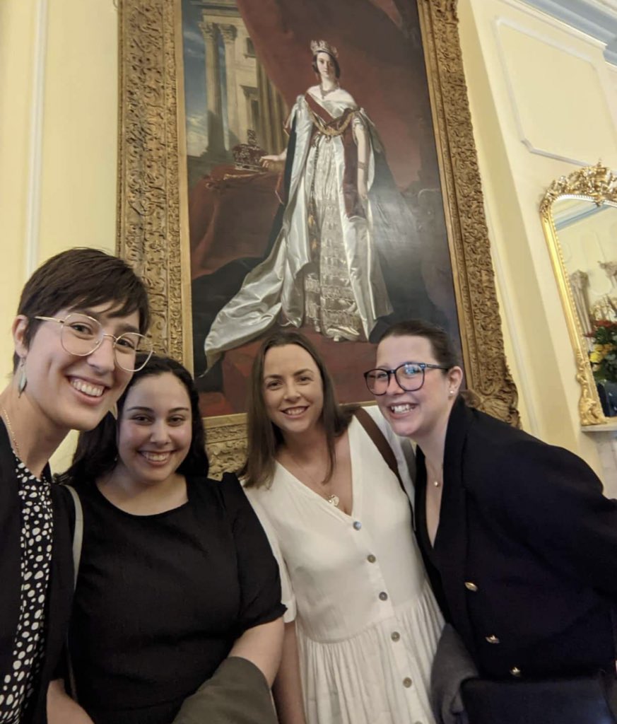 cc_gupta's tweet photo. Just a group of research queens, including Queen Victoria 👑 @PhDsleepy, @msprajcer, @drjesspaterson #5queens https://t.co/53tKvRrgYQ