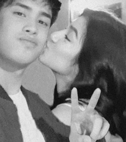 doughnvelle's tweet photo. wah parang trueeee!

edited:                            not edited: https://t.co/p9qA8LwJas