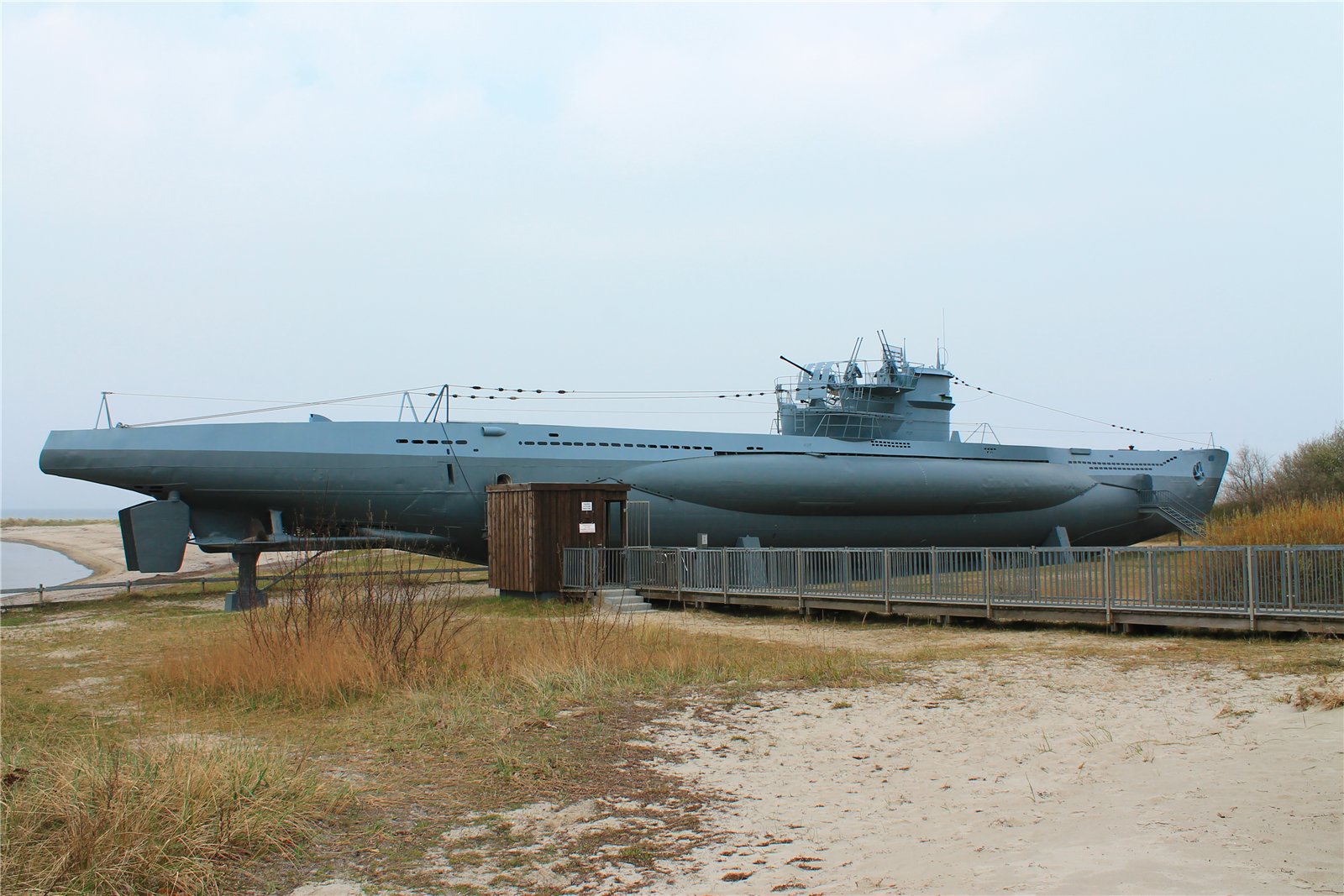 Немецкая подводная лодка u-995