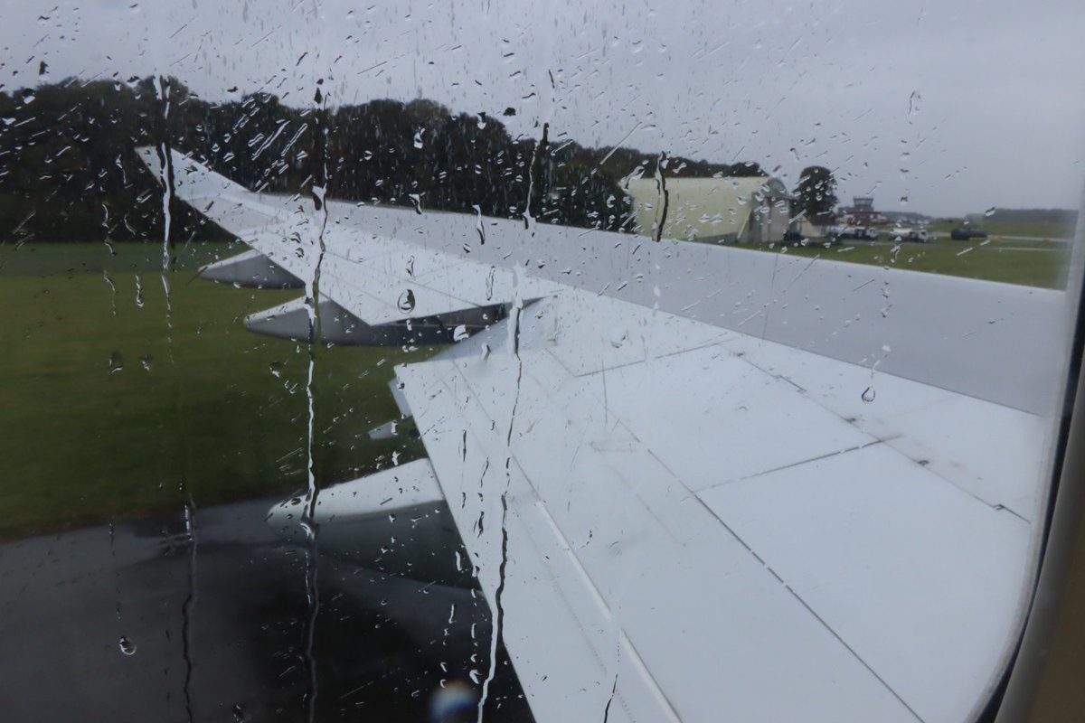 “Wet”September 2020 onboard BA B747-400 “G-BYGE” @CotswoldAirport @British_Airways @mmsBA @melisadawson #wingfriday #AvGeek #QOTS