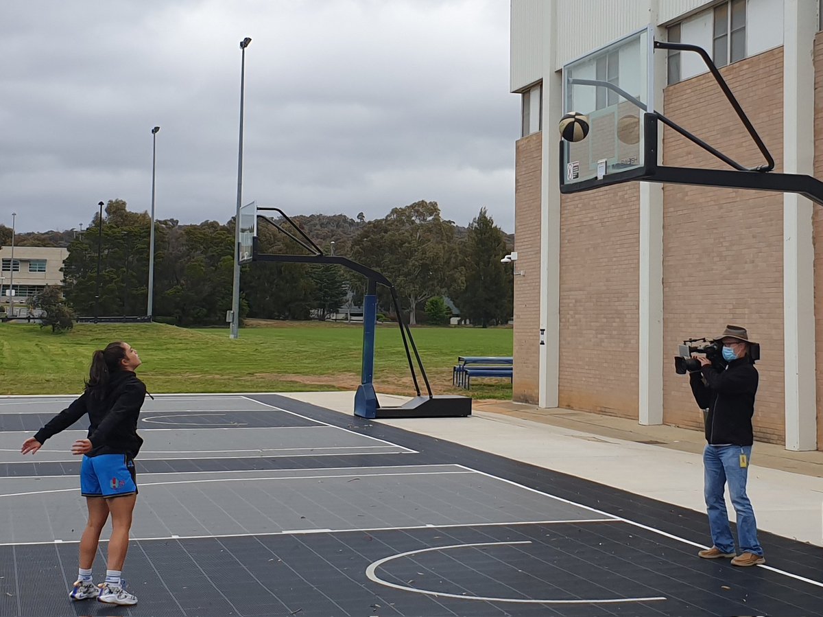 BMcSport's tweet photo. Also, huge thanks to @AbbyCubillo3 from the @UCCapitals, who didn't say no when we asked her to help with some cutaway shots at UC, despite a significant issue with the 3x3 courts... 😬
#lookclosely #magicoftv https://t.co/T2mHZQ7Vz6