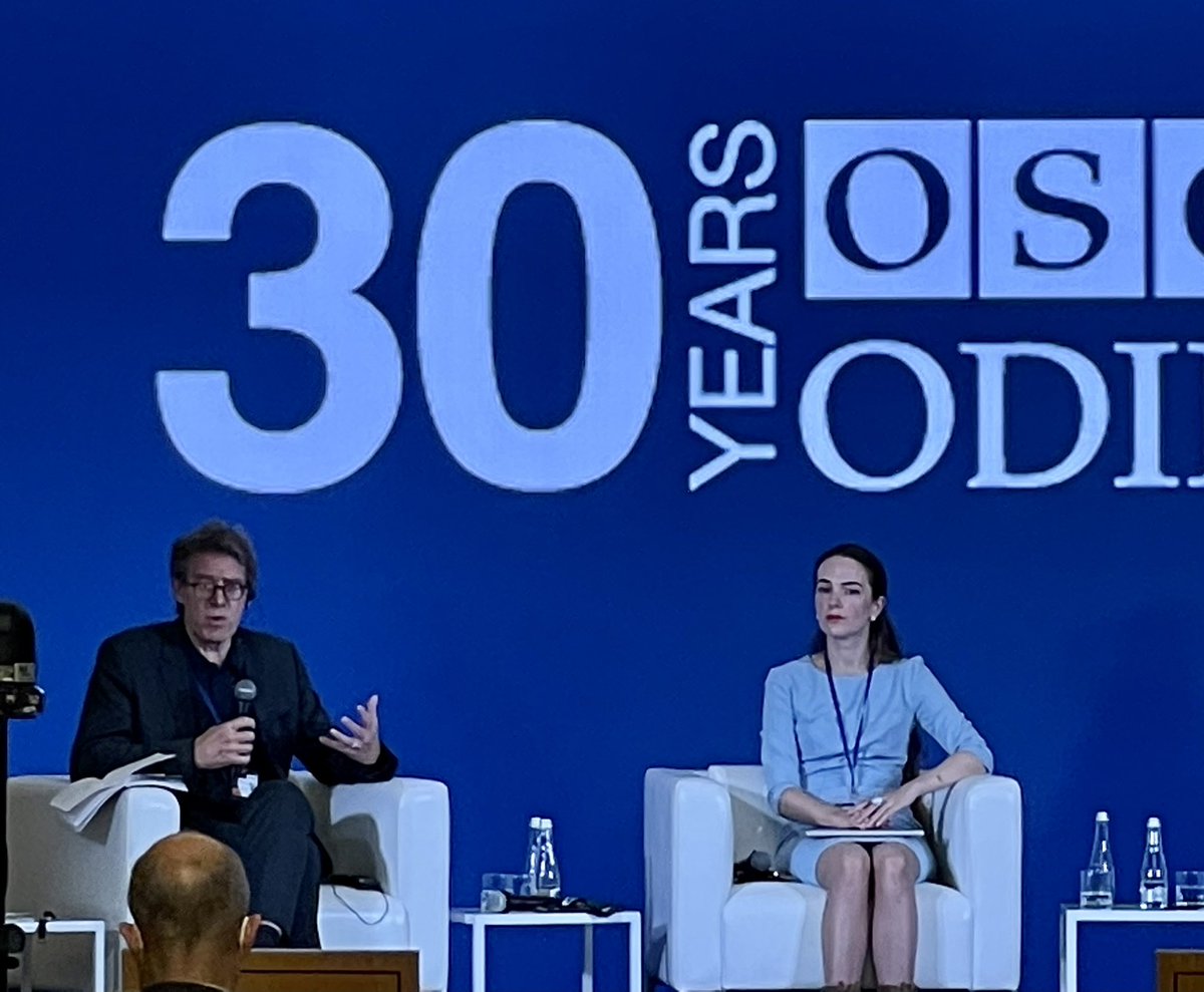 Inspiring speeches about how organizations like Human Rights Watch, Norwegian Helsinki Committee and others share history closely connected to @osce_odihr, which has been “incredibly important in standard setting”, says @HughAWilliamson, pointing to upcoming #Uzbekistan elections https://t.co/LKBBj0HW0H