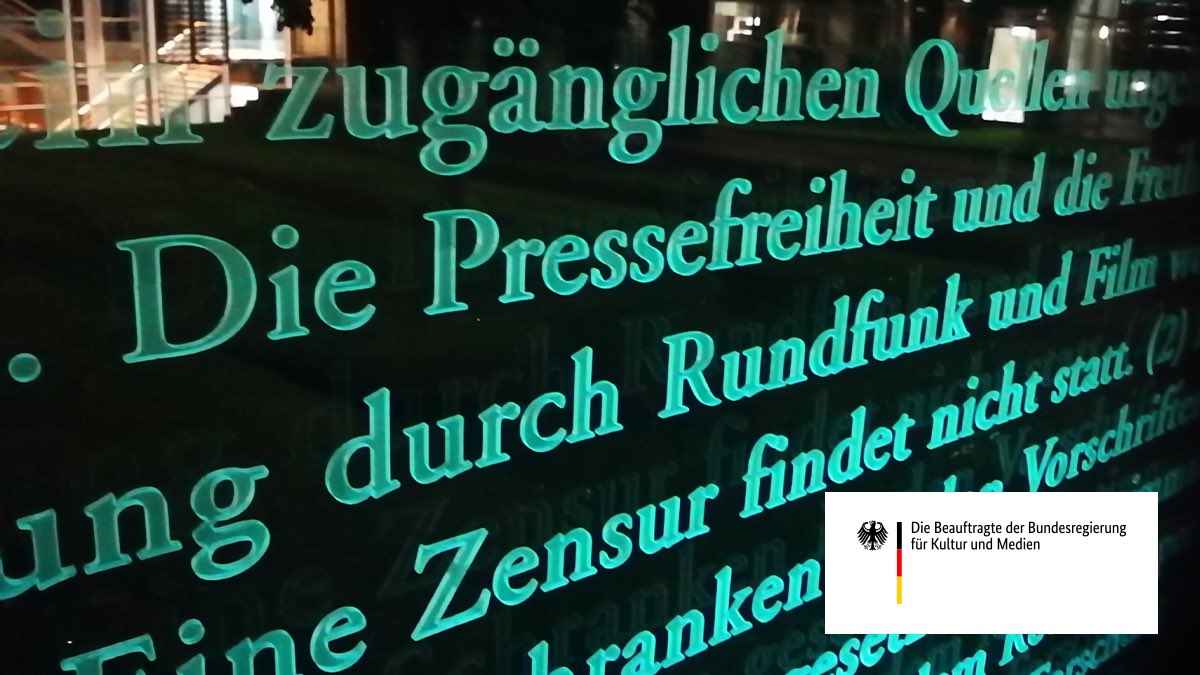 Bund startet Programm für strukturelle #Journalismusförderung. Kulturstaatsministerin Monika #Grütters: „Demokratisches Gemeinwesen lebt von einer freien und starken #Presse.“ Anträge können bis 5. Januar 2022 eingereicht werden. 
➡️ Alle Infos: bundesregierung.de/breg-de/bundes…