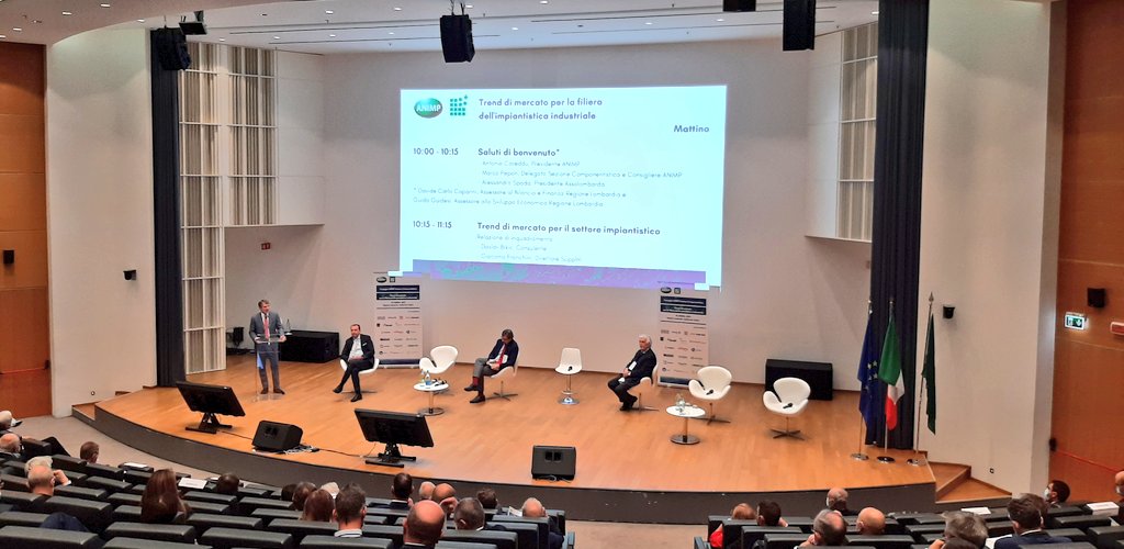 Assolombarda's tweet photo. "Con il #PNRR ci aspettano anni di eccezionali trasformazioni e soprattutto opportunità, in cui #Italia si gioca il rilancio della sua #economia e lo #sviluppo per le generazioni future. Il settore industriale sarà l’anello fondamentale” @ASpada_ Presidente #Assolombarda #ANIMP https://t.co/1tuuihvcSa
