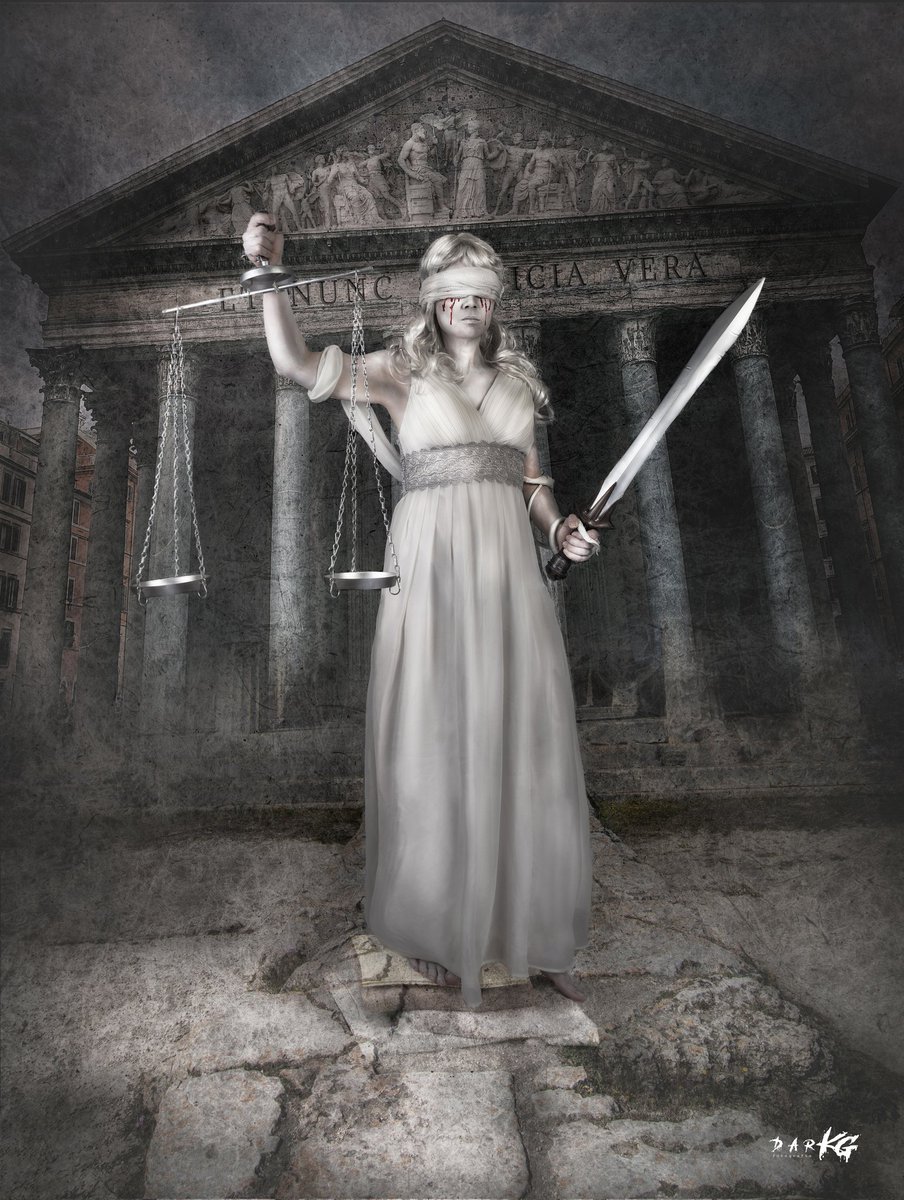 darkgfoto's tweet photo. JUSTICIA E INJUSTICIA, para algunos la justicia es justa, para otros es injusta, unos creen en ella y otros no, pero es incuestionable que ha formado parte nuestra, hemos querido tenerla con nosotros en estos tiempos ¿Justos o Injustos?..... https://t.co/idOqywY2xq