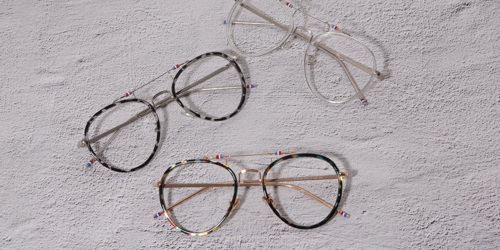 WhereLight2015's tweet photo. Inspirit your autumn in these pairs⛱🏖!! These cute frames always highlight your charming and stylish tastes.😍
-----
𝙨𝙚𝙖𝙧𝙘𝙝 Frame: Ulrica 
-----
➡Shop now: https://t.co/UWIQTMp1Fw
🔔Buy 1, get other 50% off（frames+lenses） #YouNetflix https://t.co/lrlFES7uAi