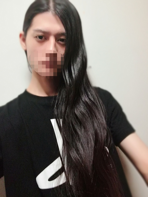 頑張って3年以上伸ばした髪をそろそろ切ろうと思ってるから記録としてアップする 