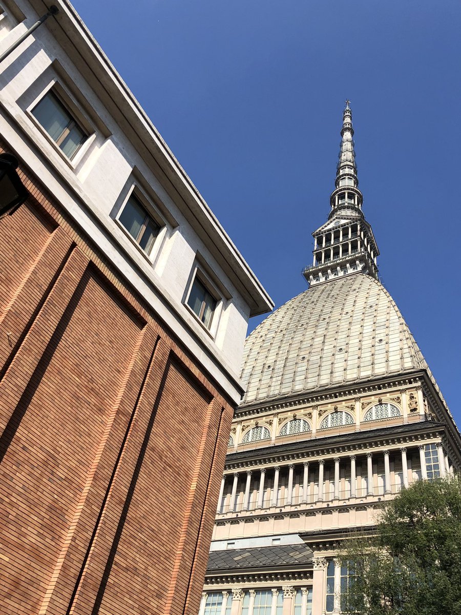 vampiresflair's tweet photo. “Torino �� noiosa, non c’è nulla di bello in questa città monotona e grigia” https://t.co/GEIKq9H2Go
