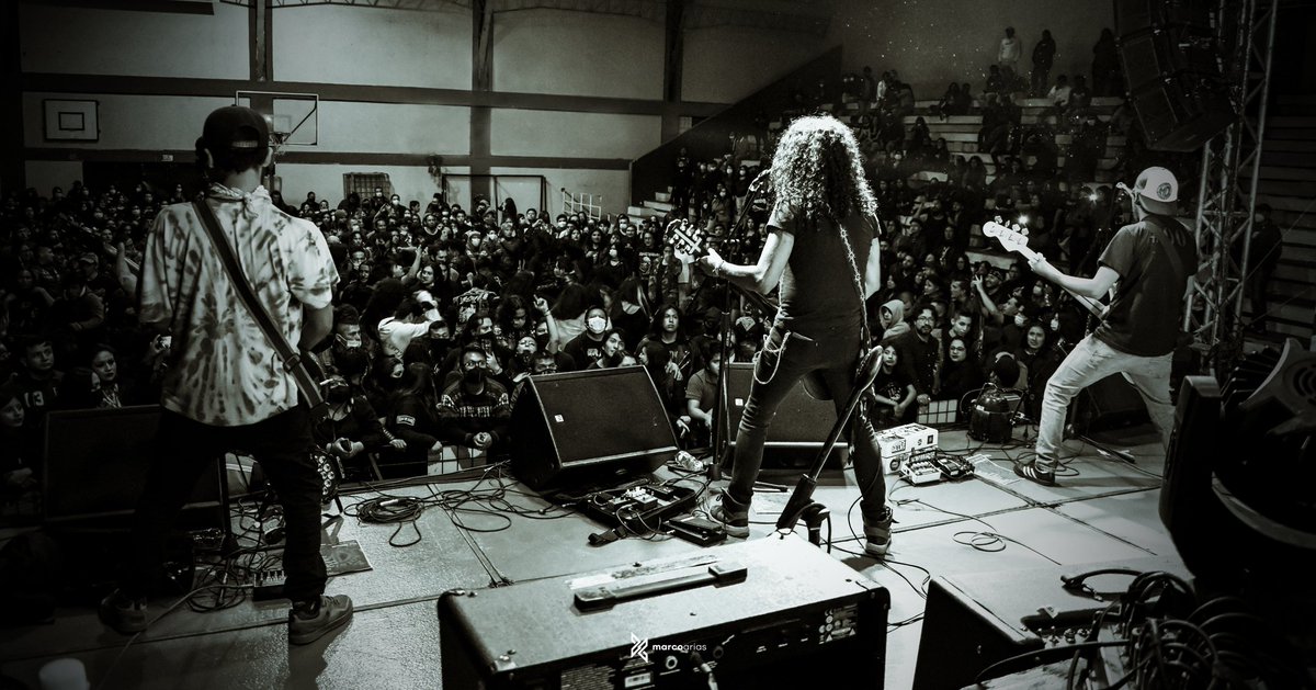DecisionMortal's tweet photo. #mortaldecision REACTIVA ROCK
ATUNTAQUI! 30 aniversario https://t.co/U1JJyeQkdn